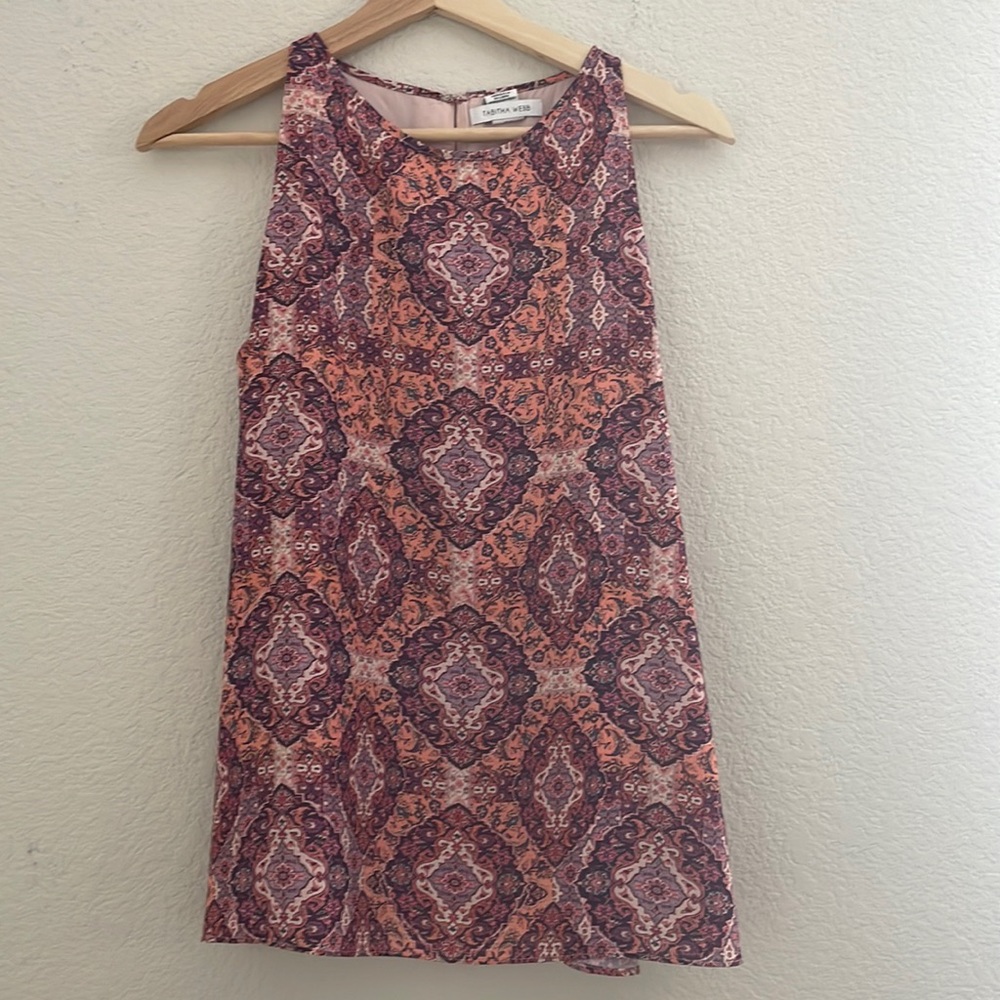 Sleeveless fully lined Blouse women’s size Medium
